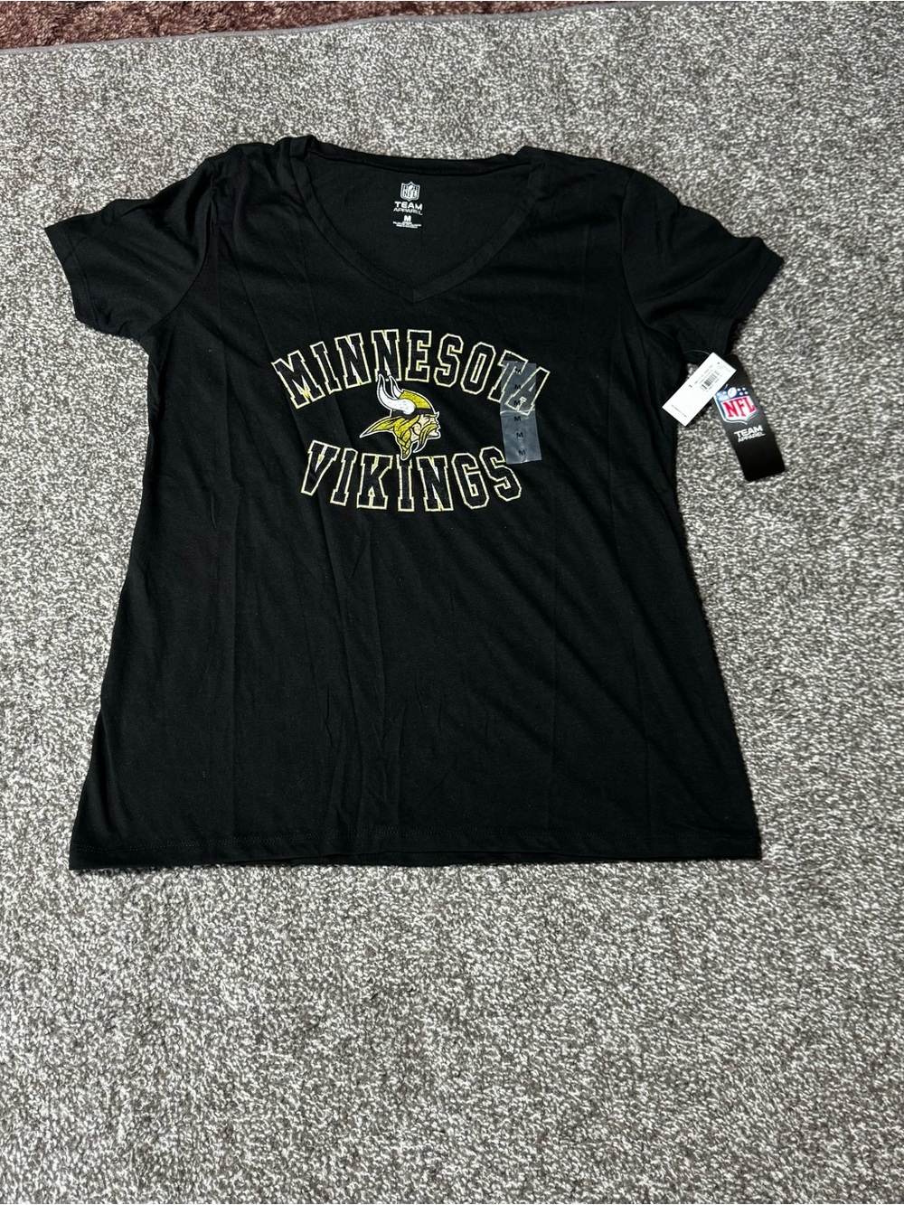 NFL Team Women’s Minnesota Vikings Black V-Neck Tee